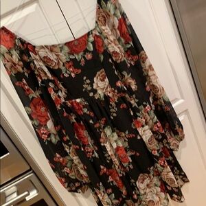 SHEIN Black and Red long sleeve dress. Ruched back. Pretty floral. Size 3XL